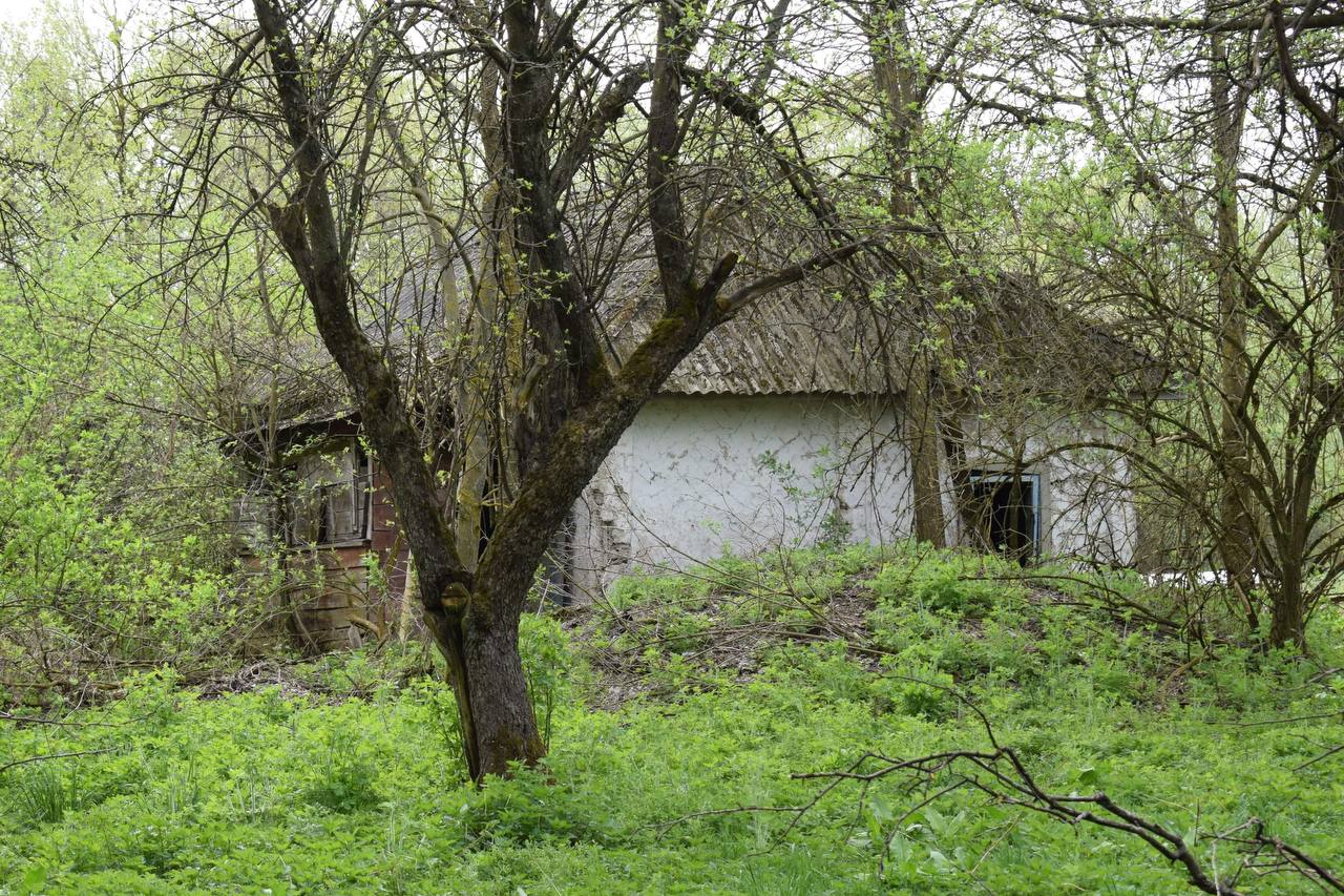 Як живуть люди у найвіддаленішому селі громади