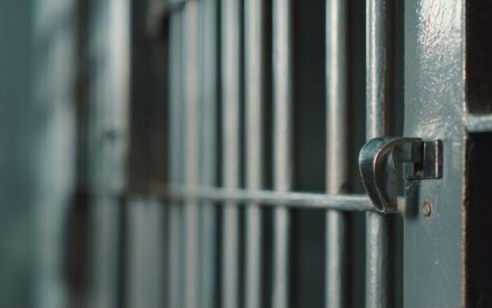 Суд ув’язнив жителя Ніжинського району за насильство над дитиною